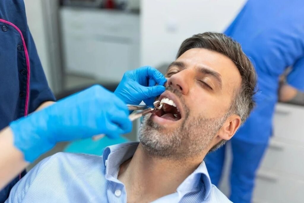 Best Dental Implant Doctor in Dilshad Garden, Delhi