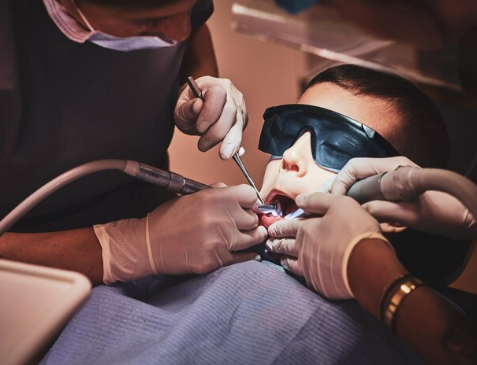 Best Tooth Restoration Hospital in Dilshad Garden
