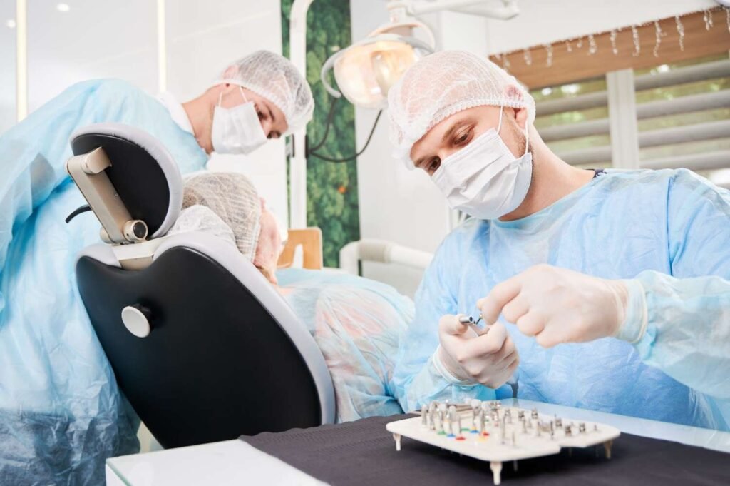 Best Implantologist Surgeon in Delhi