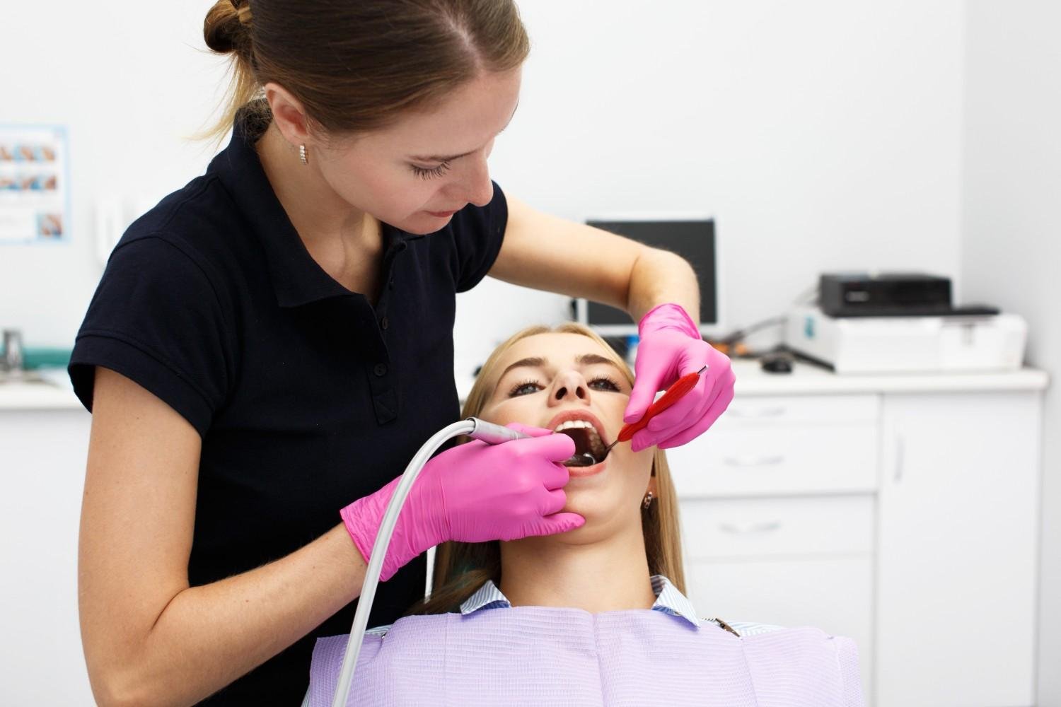 Best Cleaning Dental in Delhi